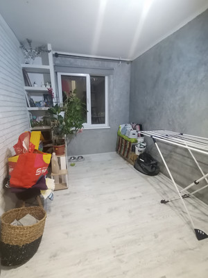 Продам трехкомнатную (3-комн.) квартиру, Кольский пр-кт, 169, Мурманск г