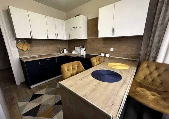 Продам двухкомнатную (2-комн.) квартиру, Южный мкр, 6, Котельники г