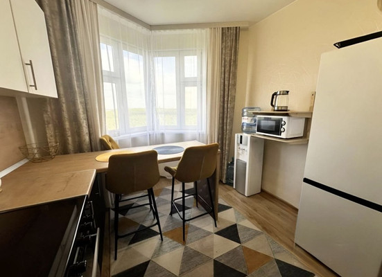 Продам двухкомнатную (2-комн.) квартиру, Южный мкр, 6, Котельники г