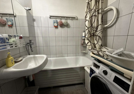 Продам двухкомнатную (2-комн.) квартиру, Южный мкр, 6, Котельники г