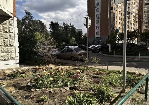 Продам двухкомнатную (2-комн.) квартиру, Южный мкр, 6, Котельники г