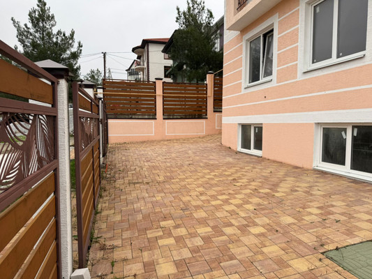 Продам дом, Доктора Сульжинского ул, з/у47, Геленджик г, 0 км от города