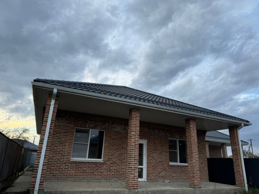 Продам дом, Славянская ул, 5, Новокубанск г, 0 км от города