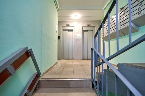 Продам двухкомнатную (2-комн.) квартиру, Кронштадтский б-р, 13/2к2, Москва г