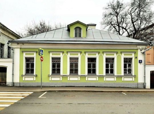 Сдам коммерческое помещение 332 м2, 1-й Спасоналивковский пер, 6, Москва г