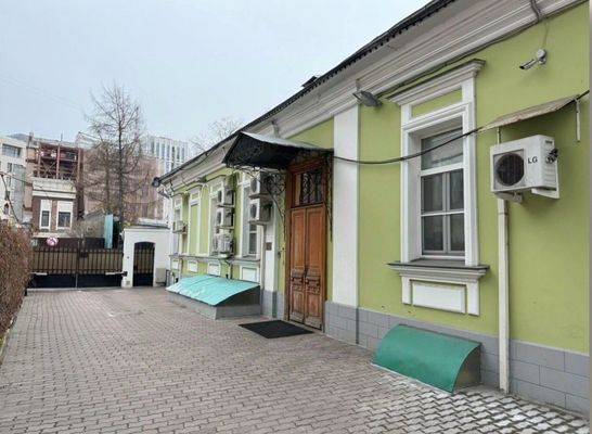 Сдам коммерческое помещение 332 м2, 1-й Спасоналивковский пер, 6, Москва г