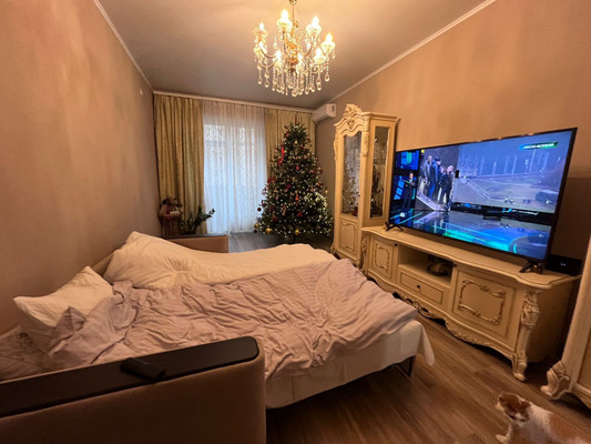 Продам многокомнатную квартиру, Трофимова ул, 1/17, Москва г