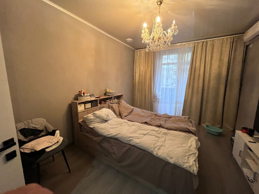 Продам многокомнатную квартиру, Трофимова ул, 1/17, Москва г