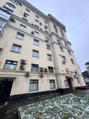 Продам многокомнатную квартиру, Трофимова ул, 1/17, Москва г