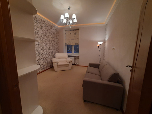 Продам трехкомнатную (3-комн.) квартиру, Кузнецовская ул, 48А, Санкт-Петербург г