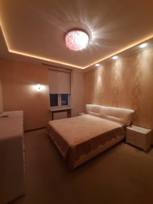 Продам трехкомнатную (3-комн.) квартиру, Кузнецовская ул, 48А, Санкт-Петербург г