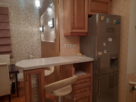 Продам трехкомнатную (3-комн.) квартиру, Кузнецовская ул, 48А, Санкт-Петербург г