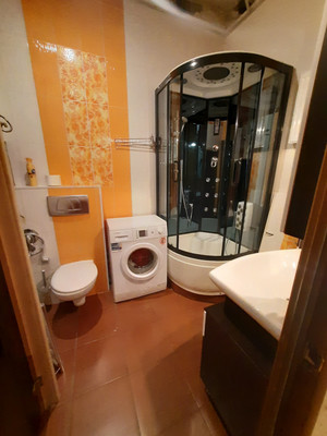 Продам трехкомнатную (3-комн.) квартиру, Кузнецовская ул, 48А, Санкт-Петербург г