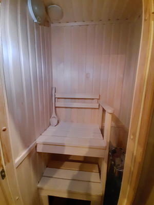 Продам трехкомнатную (3-комн.) квартиру, Кузнецовская ул, 48А, Санкт-Петербург г