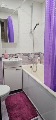 Продам однокомнатную (1-комн.) квартиру, 2-я Сокольническая ул, 1, Москва г