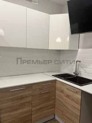 Продам двухкомнатную (2-комн.) квартиру, Сиреневый б-р, 14, Калуга г