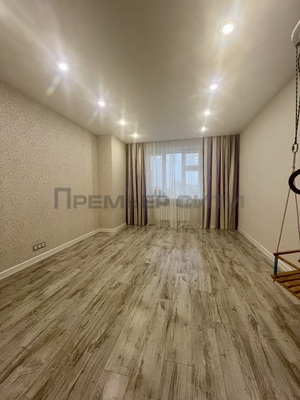 Продам двухкомнатную (2-комн.) квартиру, Сиреневый б-р, 14, Калуга г