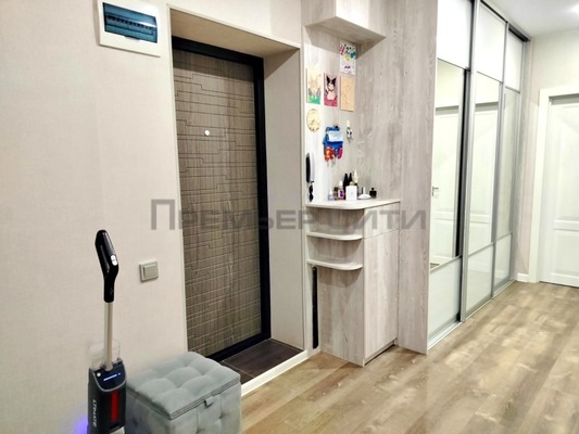 Продам двухкомнатную (2-комн.) квартиру, Сиреневый б-р, 14, Калуга г