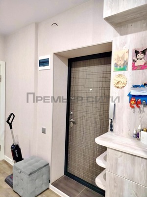 Продам двухкомнатную (2-комн.) квартиру, Сиреневый б-р, 14, Калуга г