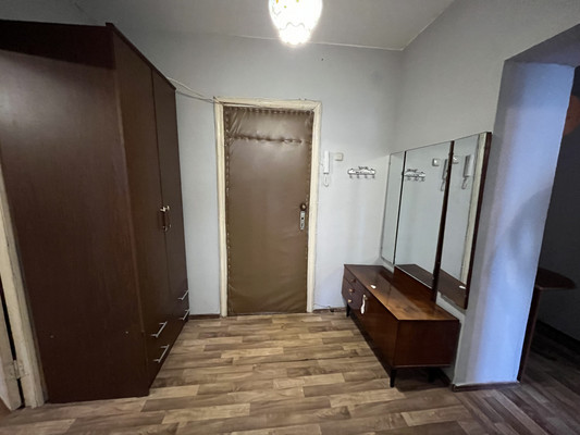 Продам двухкомнатную (2-комн.) квартиру, Можайское ш, 4, Большие Вязёмы рп