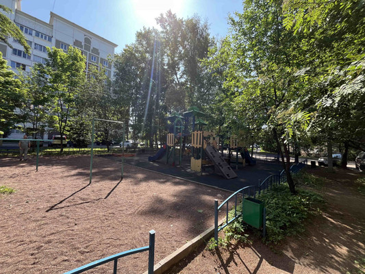 Продам двухкомнатную (2-комн.) квартиру, Можайское ш, 4, Большие Вязёмы рп