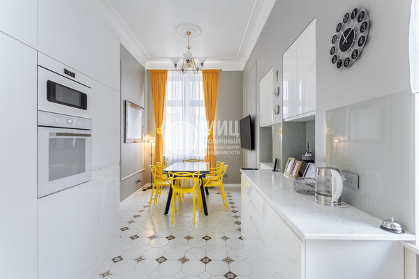 Продам многокомнатную квартиру, 1-й Басманный пер, 12, Москва г