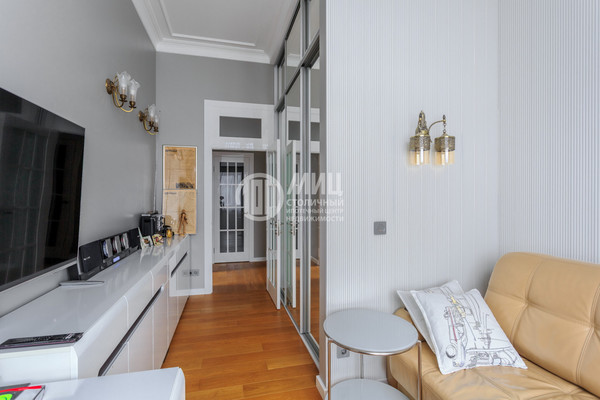 Продам многокомнатную квартиру, 1-й Басманный пер, 12, Москва г