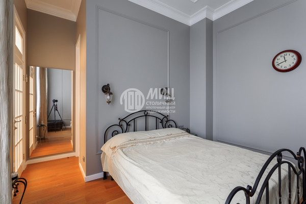 Продам многокомнатную квартиру, 1-й Басманный пер, 12, Москва г