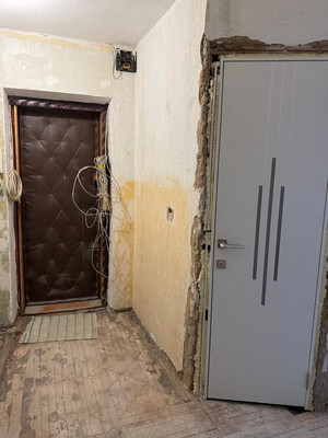 Продам двухкомнатную (2-комн.) квартиру, Киевская ул, 123а, Симферополь г