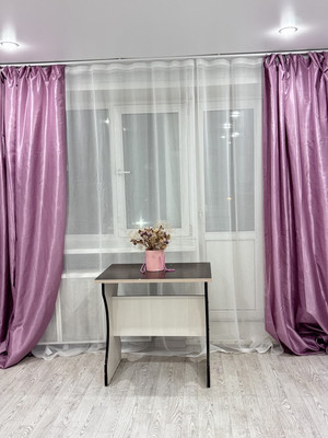 Продам комнату в 5-комн. квартире, 52 Квартал ул, 10, Красноярск г