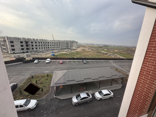 Продам трехкомнатную (3-комн.) квартиру, Шогенова ул, 73к4, Нальчик г