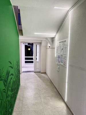 Продам двухкомнатную (2-комн.) квартиру, 51-й Армии ул, 124, Симферополь г