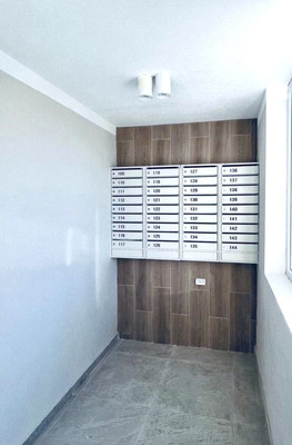 Продам двухкомнатную (2-комн.) квартиру, 51-й Армии ул, 124, Симферополь г