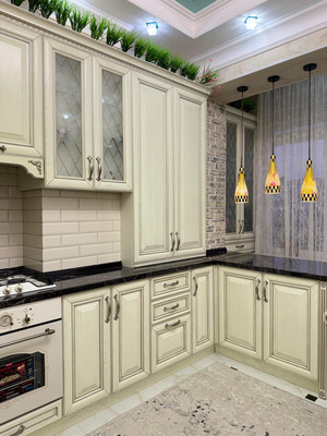 Продам трехкомнатную (3-комн.) квартиру, Оранжерейная ул, 7, Нальчик г