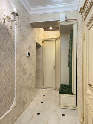 Продам трехкомнатную (3-комн.) квартиру, Оранжерейная ул, 7, Нальчик г