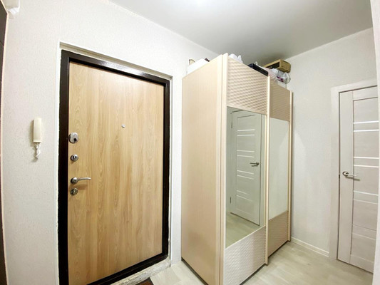 Продам однокомнатную (1-комн.) квартиру, Олимпийская ул, 2, Засечное с