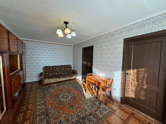 Продам многокомнатную квартиру, Ленинградская ул, 74, Комсомольск-на-Амуре г