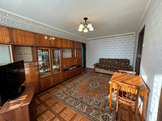 Продам многокомнатную квартиру, Ленинградская ул, 74, Комсомольск-на-Амуре г