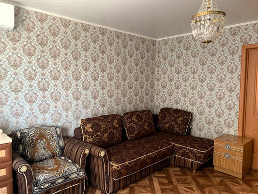 Продам двухкомнатную (2-комн.) квартиру, Старокубанская ул, 125, Краснодар г