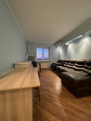 Продам трехкомнатную (3-комн.) квартиру, Орбитальная ул, 46, Ростов-на-Дону г