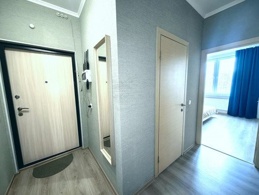 Продам двухкомнатную (2-комн.) квартиру, Заречная ул, 15к1, Парголово п