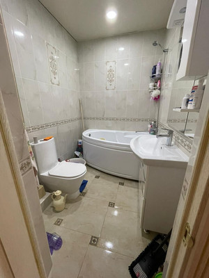 Продам трехкомнатную (3-комн.) квартиру, Газопроводная ул, 11, Махачкала г