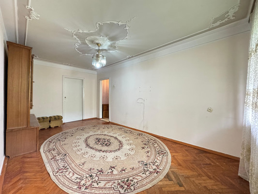 Продам двухкомнатную (2-комн.) квартиру, Осипенко ул, 24, Нальчик г