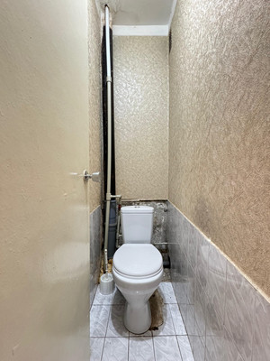 Продам двухкомнатную (2-комн.) квартиру, Осипенко ул, 24, Нальчик г