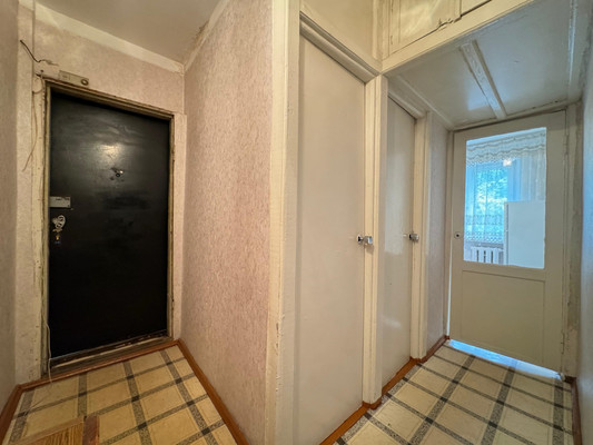 Продам двухкомнатную (2-комн.) квартиру, Осипенко ул, 24, Нальчик г