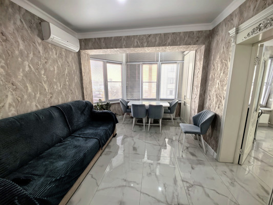 Продам двухкомнатную (2-комн.) квартиру, Шарданова ул, 48кБ, Нальчик г