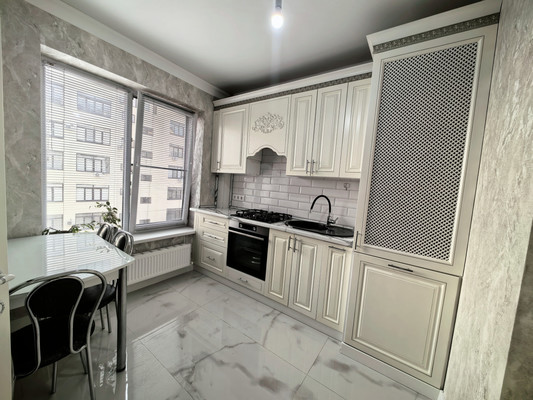 Продам двухкомнатную (2-комн.) квартиру, Шарданова ул, 48кБ, Нальчик г