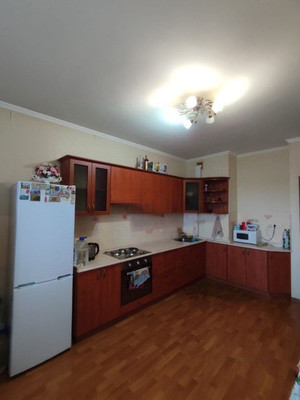 Продам двухкомнатную (2-комн.) квартиру, Южная ул, 8, Клин г