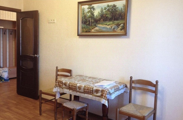 Продам двухкомнатную (2-комн.) квартиру, Южная ул, 8, Клин г