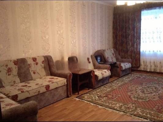 Продам двухкомнатную (2-комн.) квартиру, Южная ул, 8, Клин г